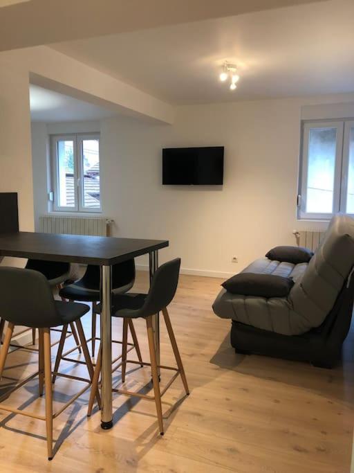 Appartement Moderne & Lumineux 40M2 Centre Luxeuil Eksteriør bilde
